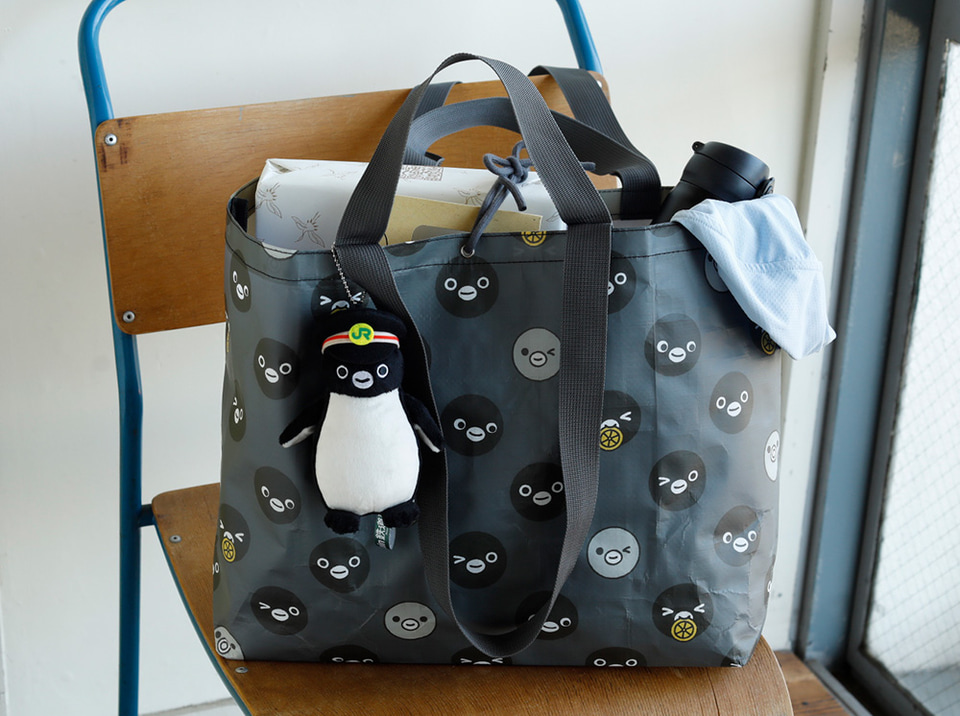 オレンジページ」10/17号増刊、特別付録に「Suicaのペンギン2WAYエコ
