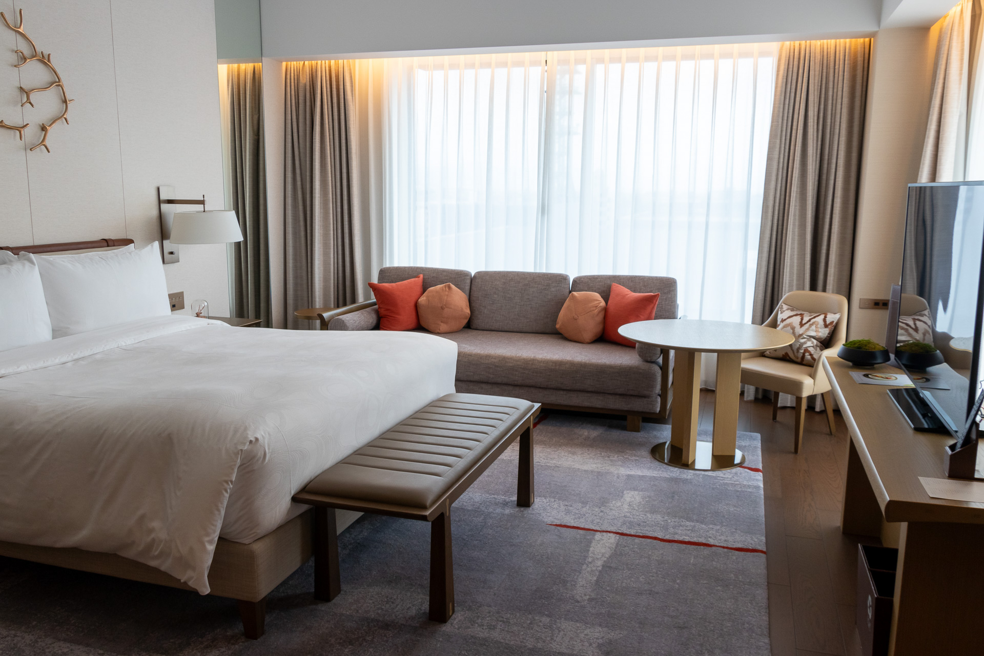 Nara ジュニアスイート 1キング コーナールーム