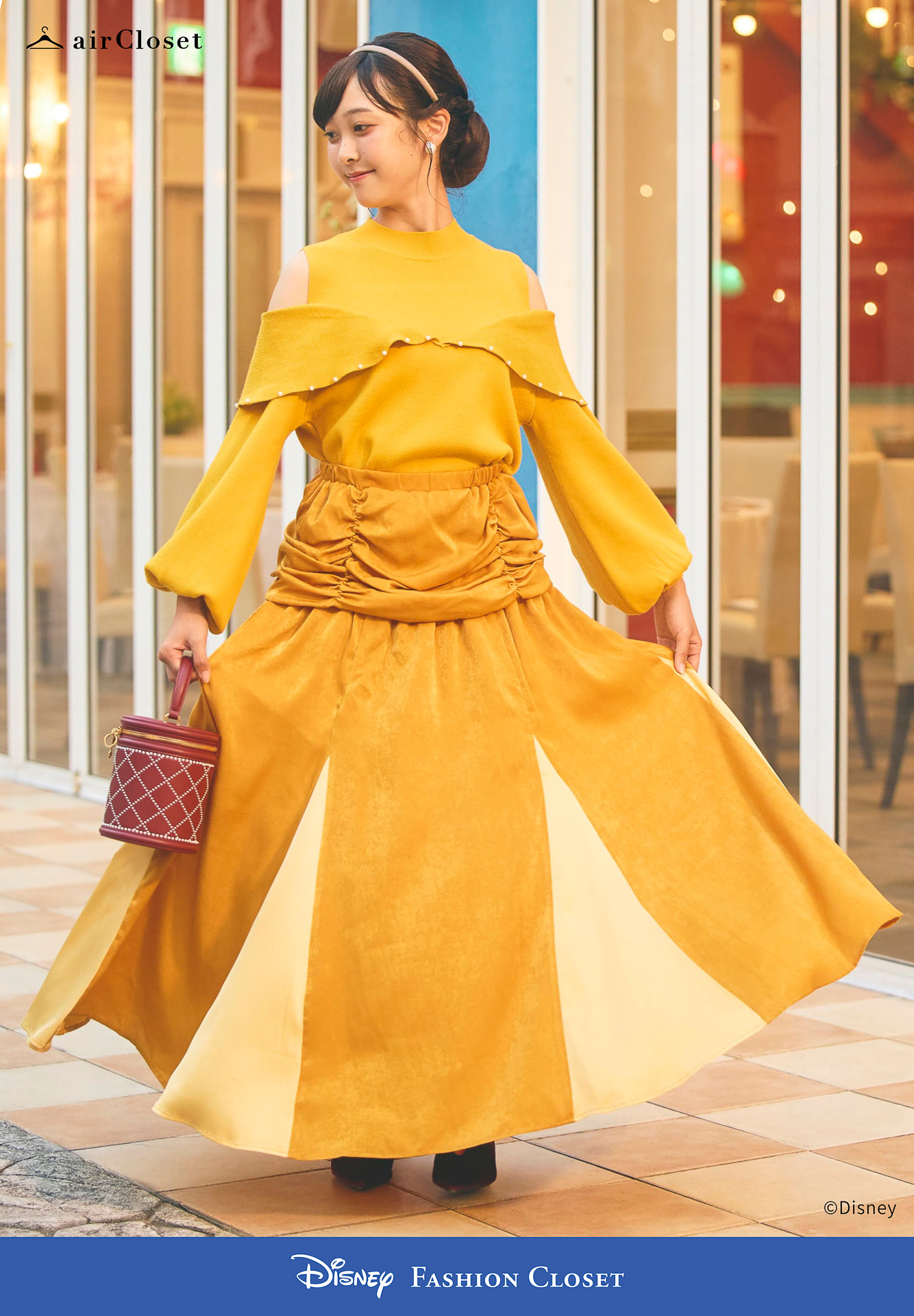 動きを出すことでより華やぐベルをイメージしたセットも同時にお披露目