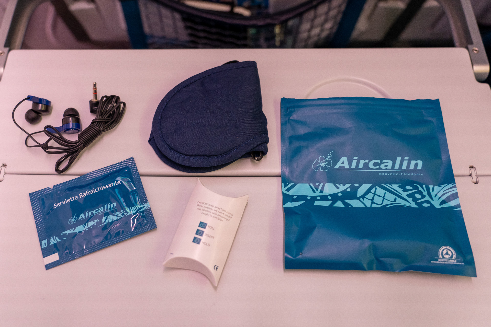 エコノミークラスのアメニティキットの中身