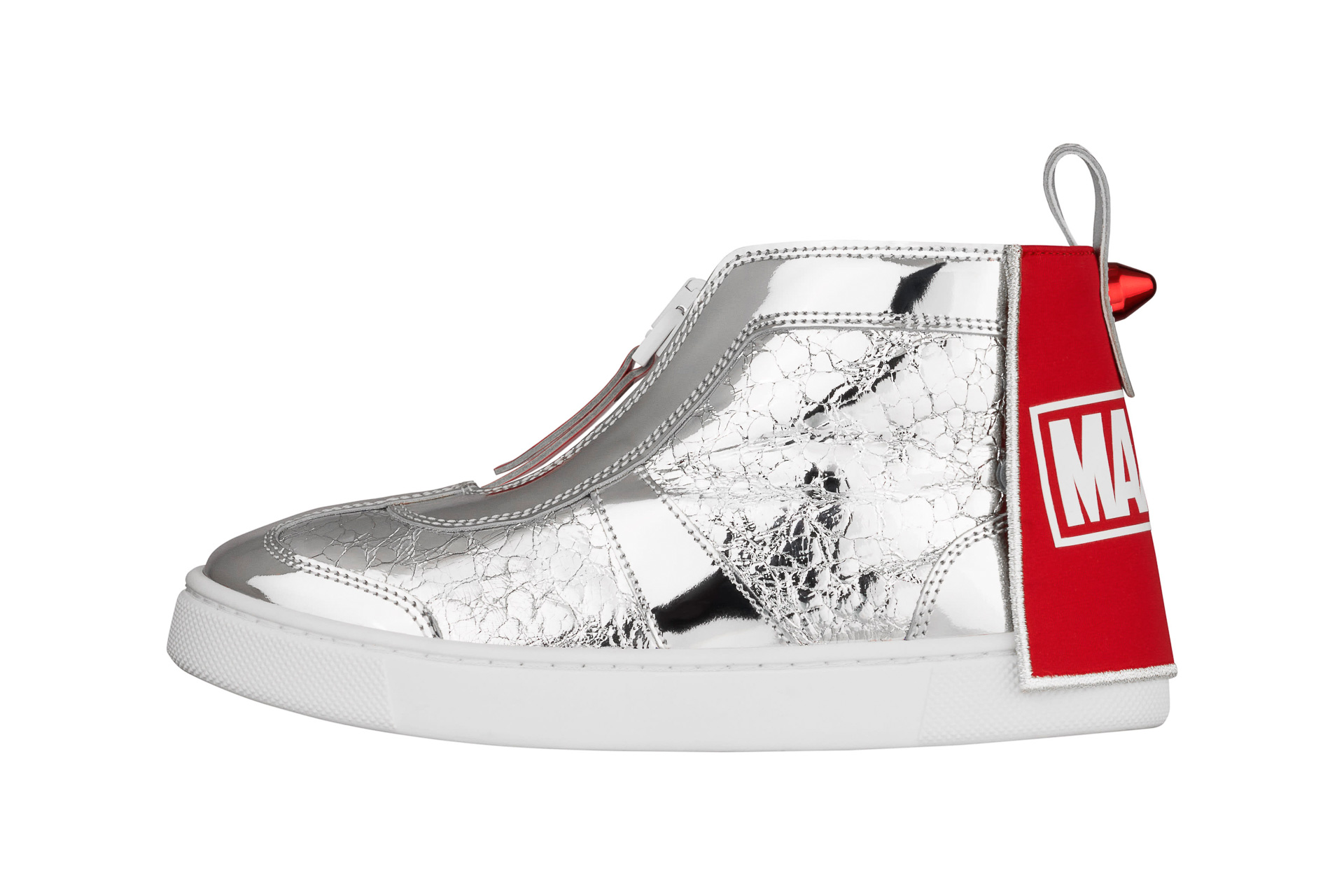 「インクレディブル ルビ（シルバー）」（8万2500円）