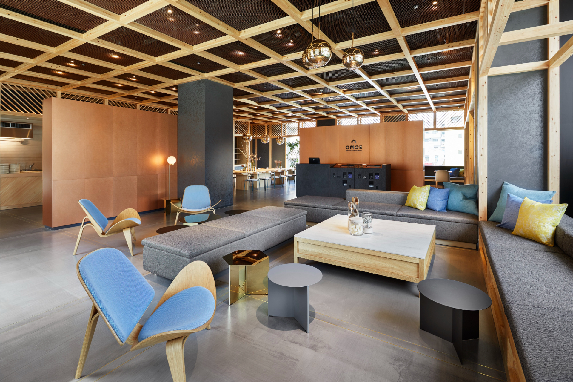 周辺散策や観光に役立つ「ご近所マップ」も掲出