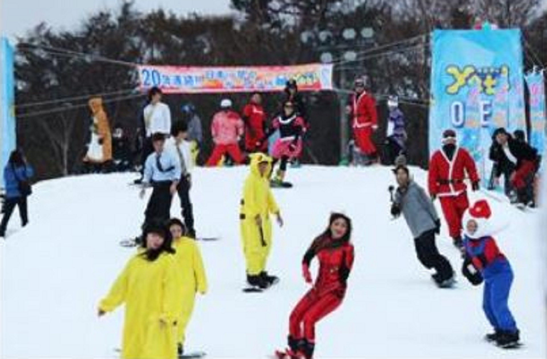 初日はオープニングセレモニーを開催