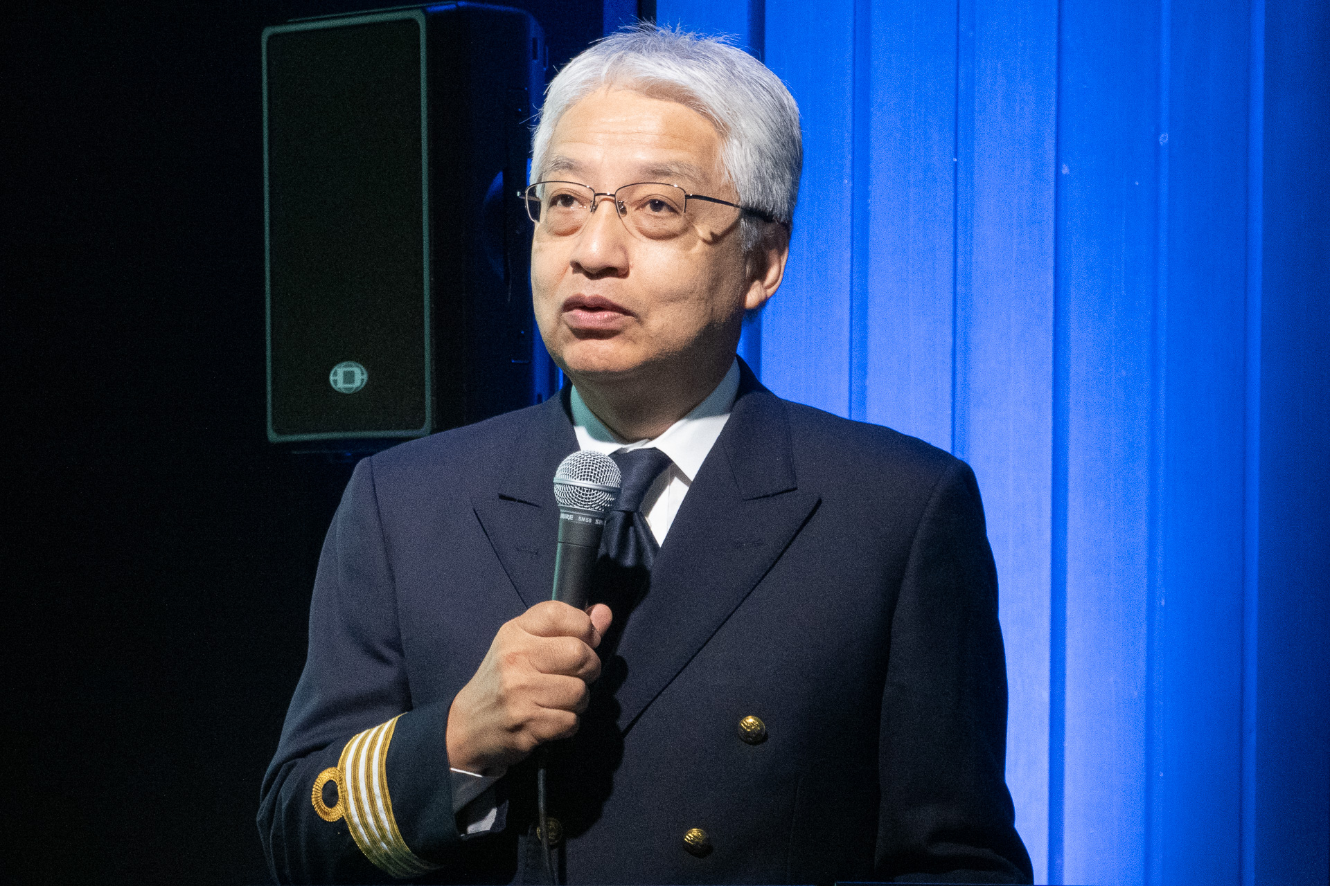 MITSUI OCEAN FUJIについて説明する商船三井クルーズ株式会社 代表取締役 社長執行役員 上野友督氏