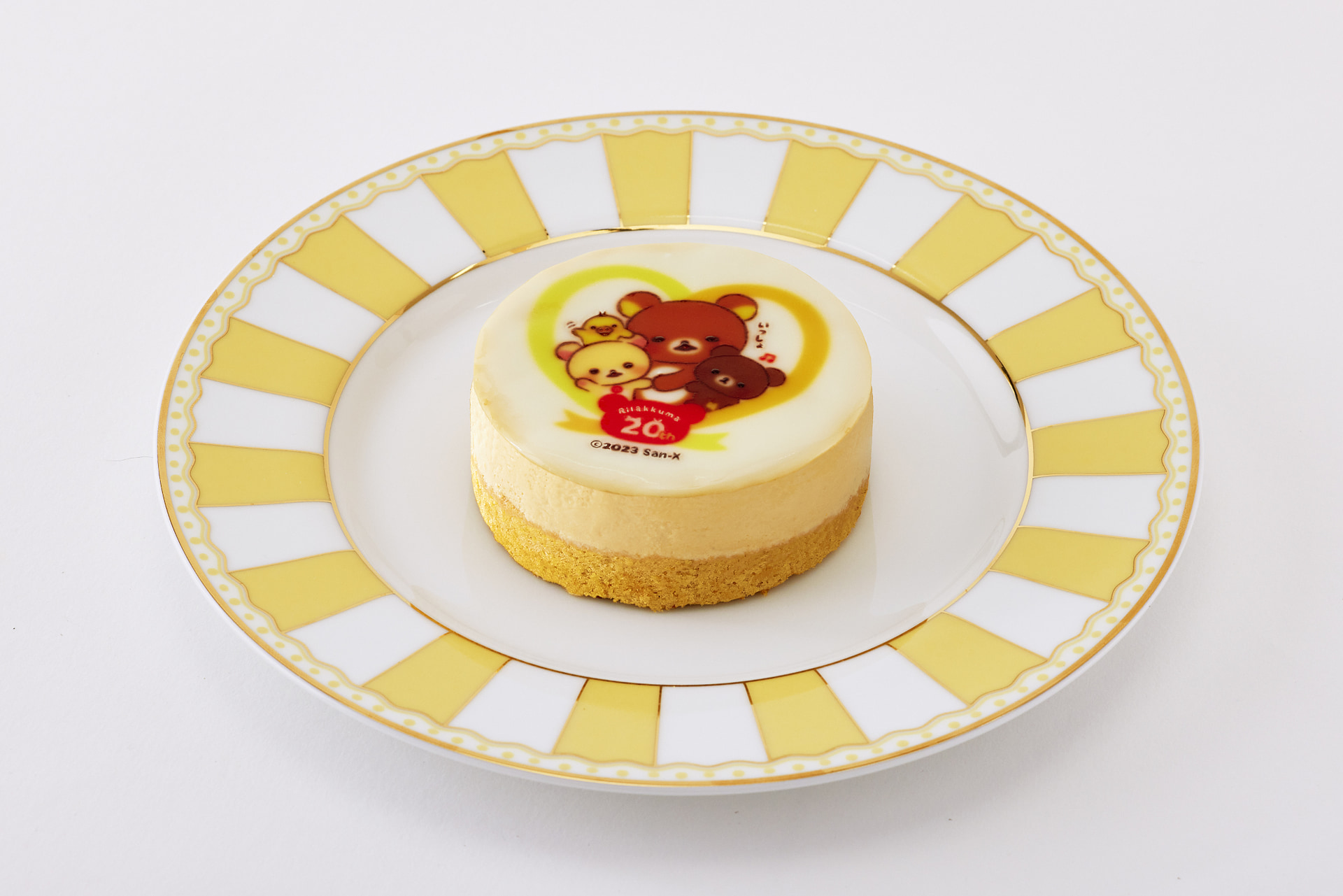 「Atsushi Hataeのスペシャルケーキでごゆるりティータイム～リラックマの好きなプリン味～」（ドリンク付き1430円、数量限定）