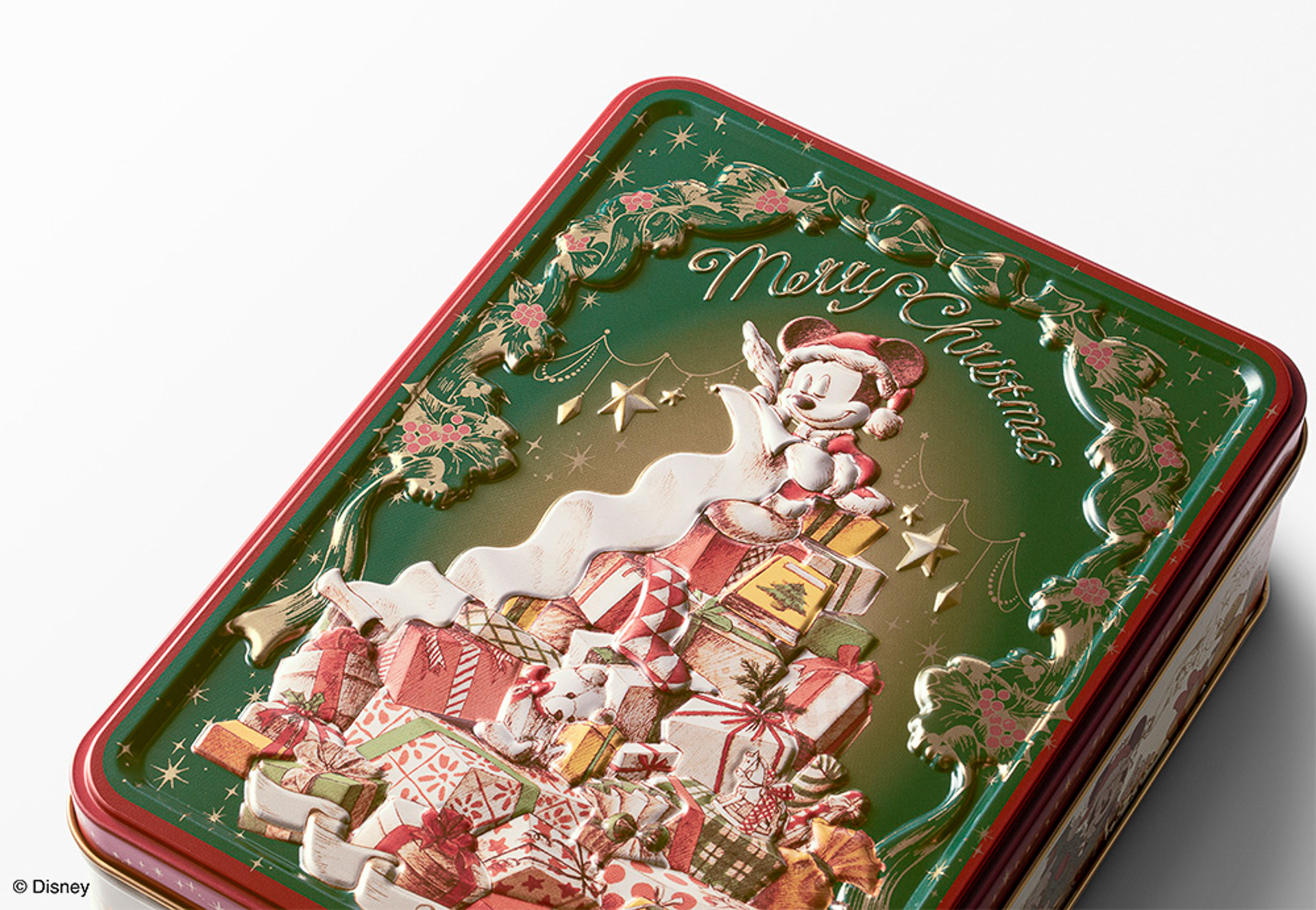 立体的に仕上げた缶は、飾って楽しむこともできる