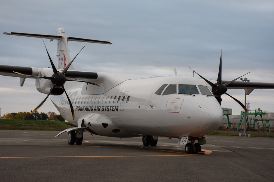 北海道エアシステムのATR 42-600全4機が丘珠空港に集結！ 根室