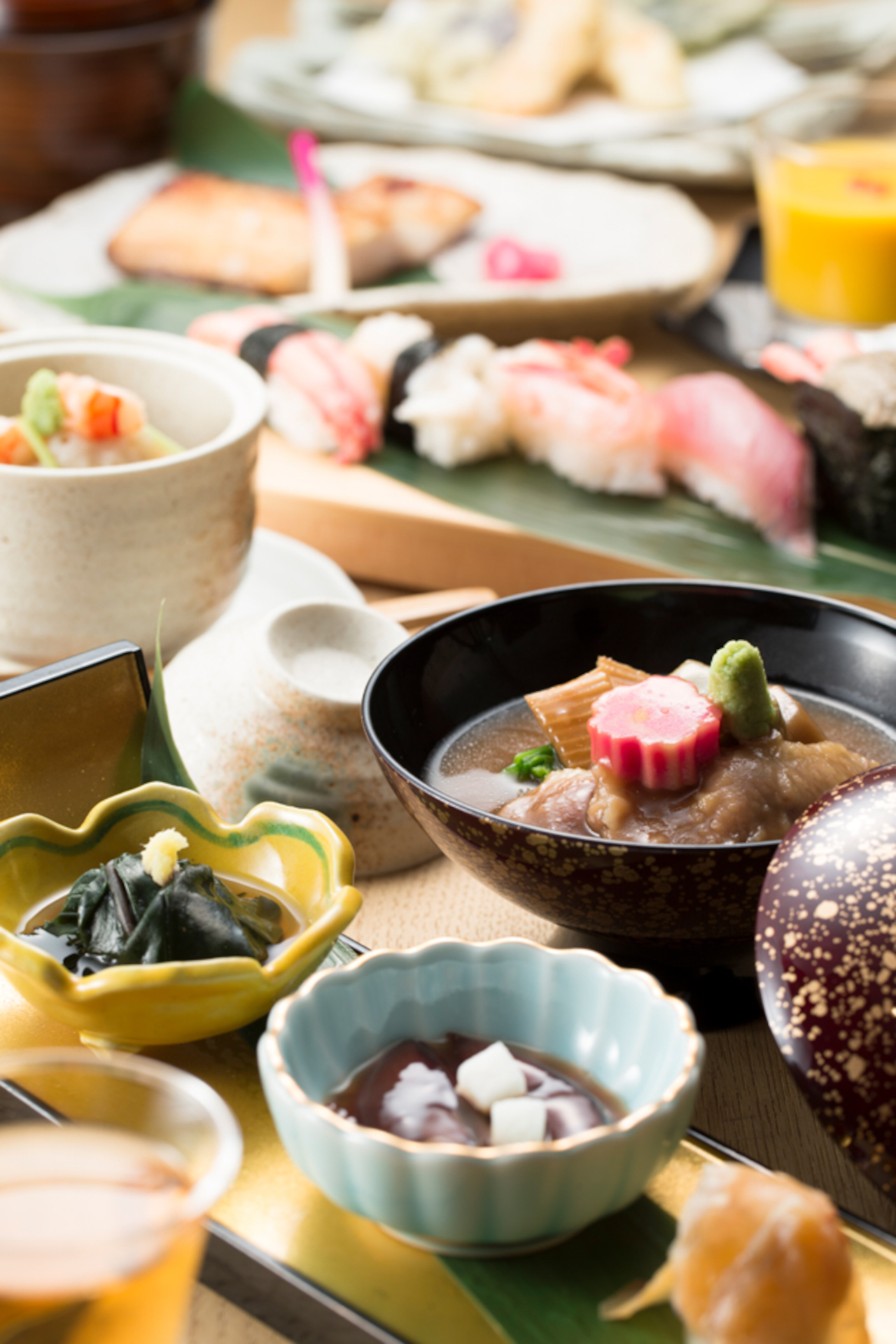 夕食会場は、金沢東急ホテルから徒歩5分の「長八 金沢片町店」。旬の食材を使った郷土料理や地酒も味わえる