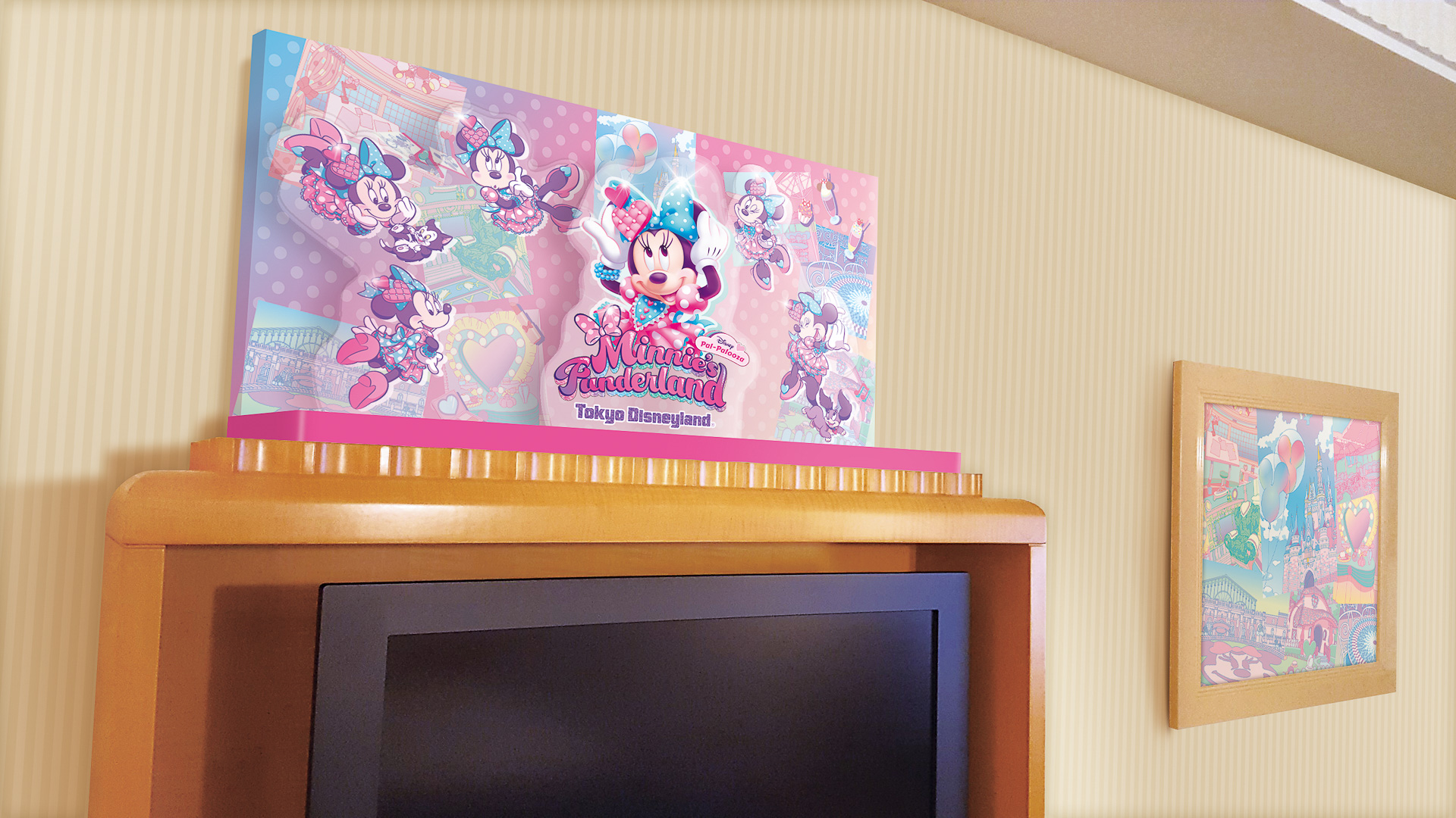 客室にはイベントならではのデコレーションが施されます