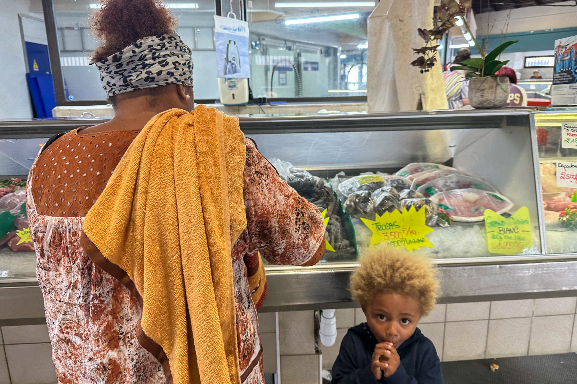 ママとお買い物に来ていたちびっ子