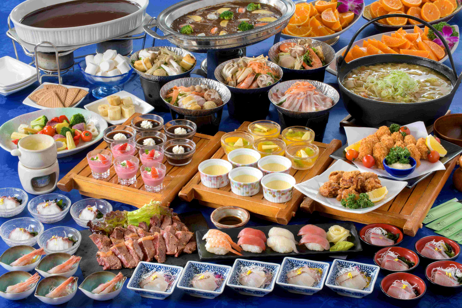 豪華な料理を多数用意