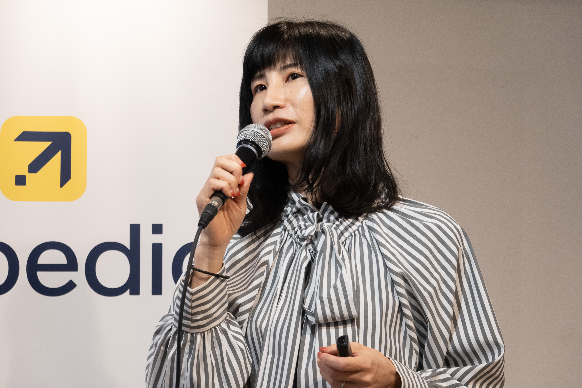エクスペディアが2024年の旅行トレンドを発表。エクスペディアホールディングス株式会社 代表取締役 兼 エクスペディアグループ リテール日本統括ディレクター 木村奈津子氏が説明を行なった