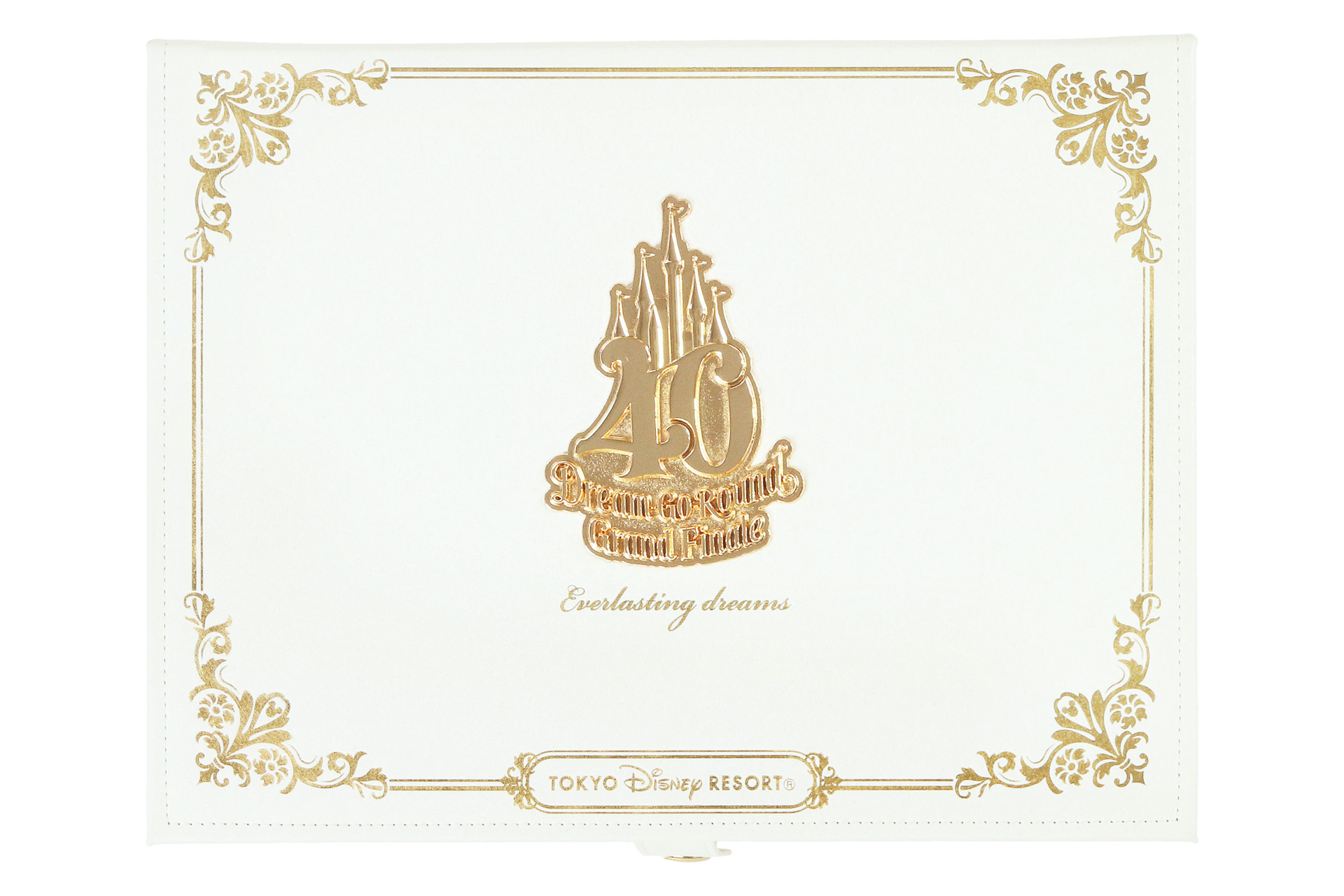 ロゴも豪華な仕様です