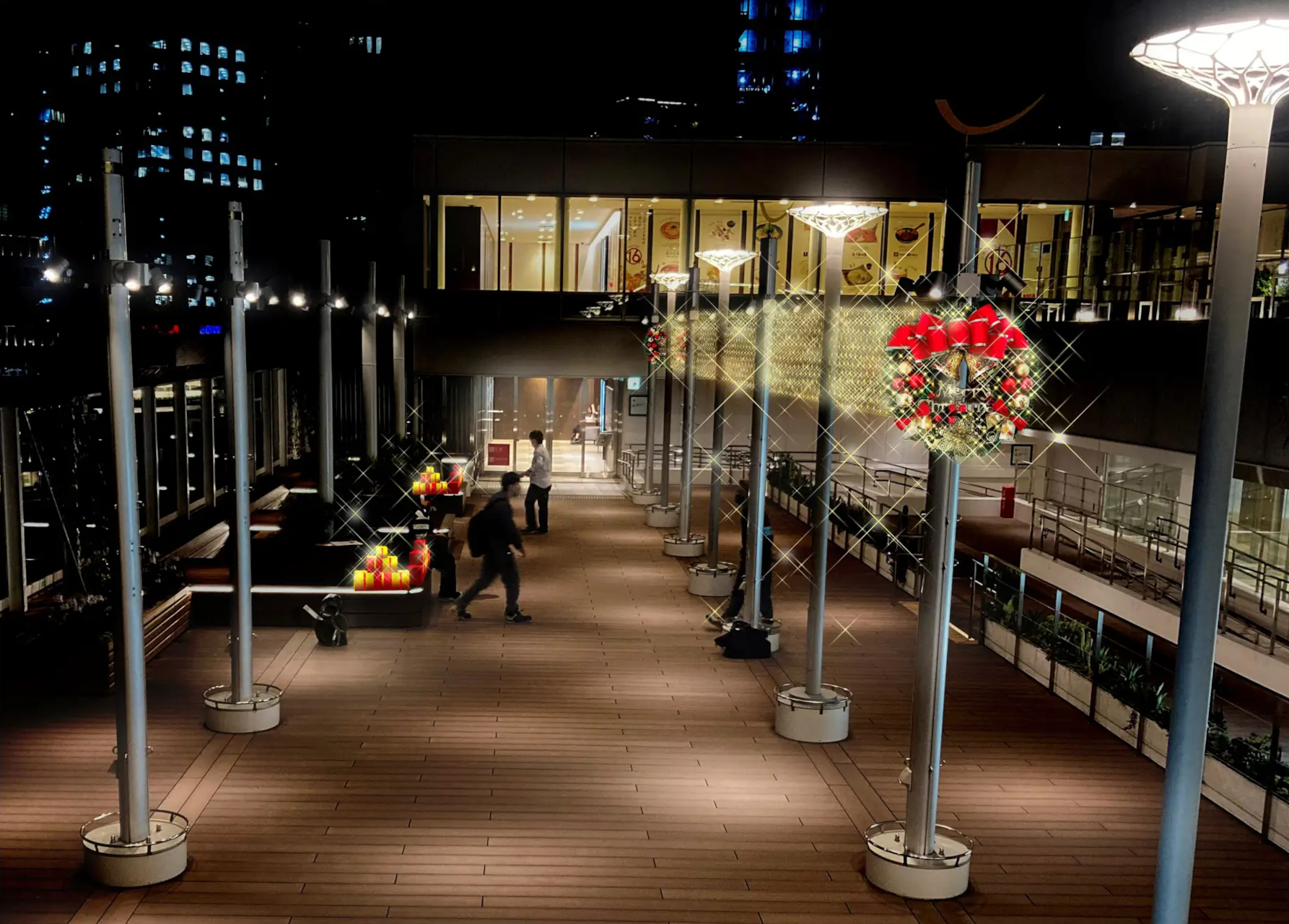 太陽の広場の装飾