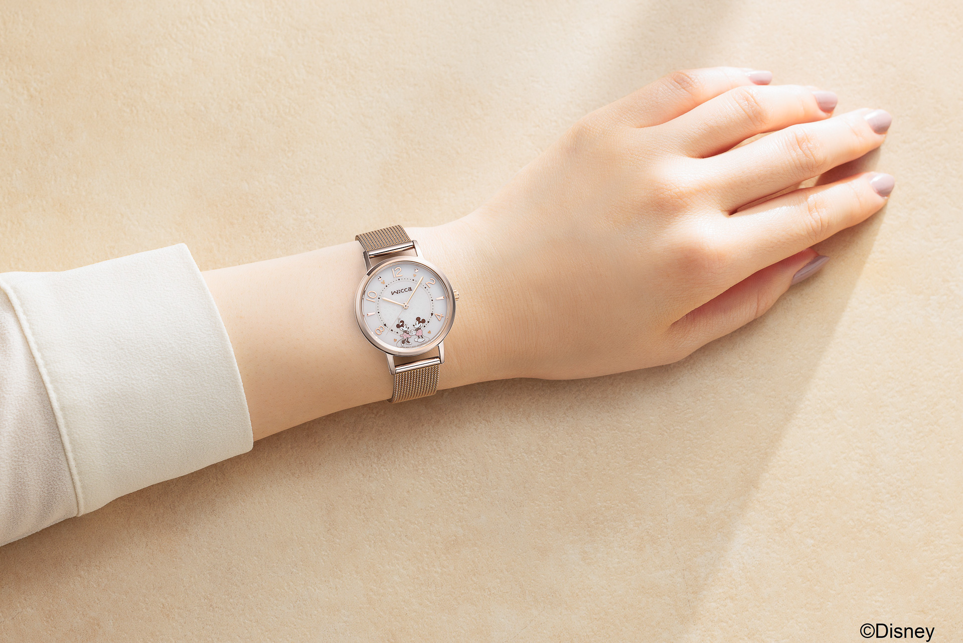シチズン時計の「wicca」から「Disney コレクション『ミッキー＆ミニー』スペシャルエディション」（3万3000円）が発売