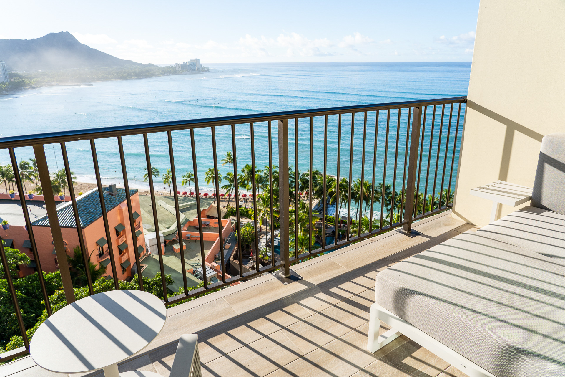 7階分違うだけで海がずいぶん近く感じます