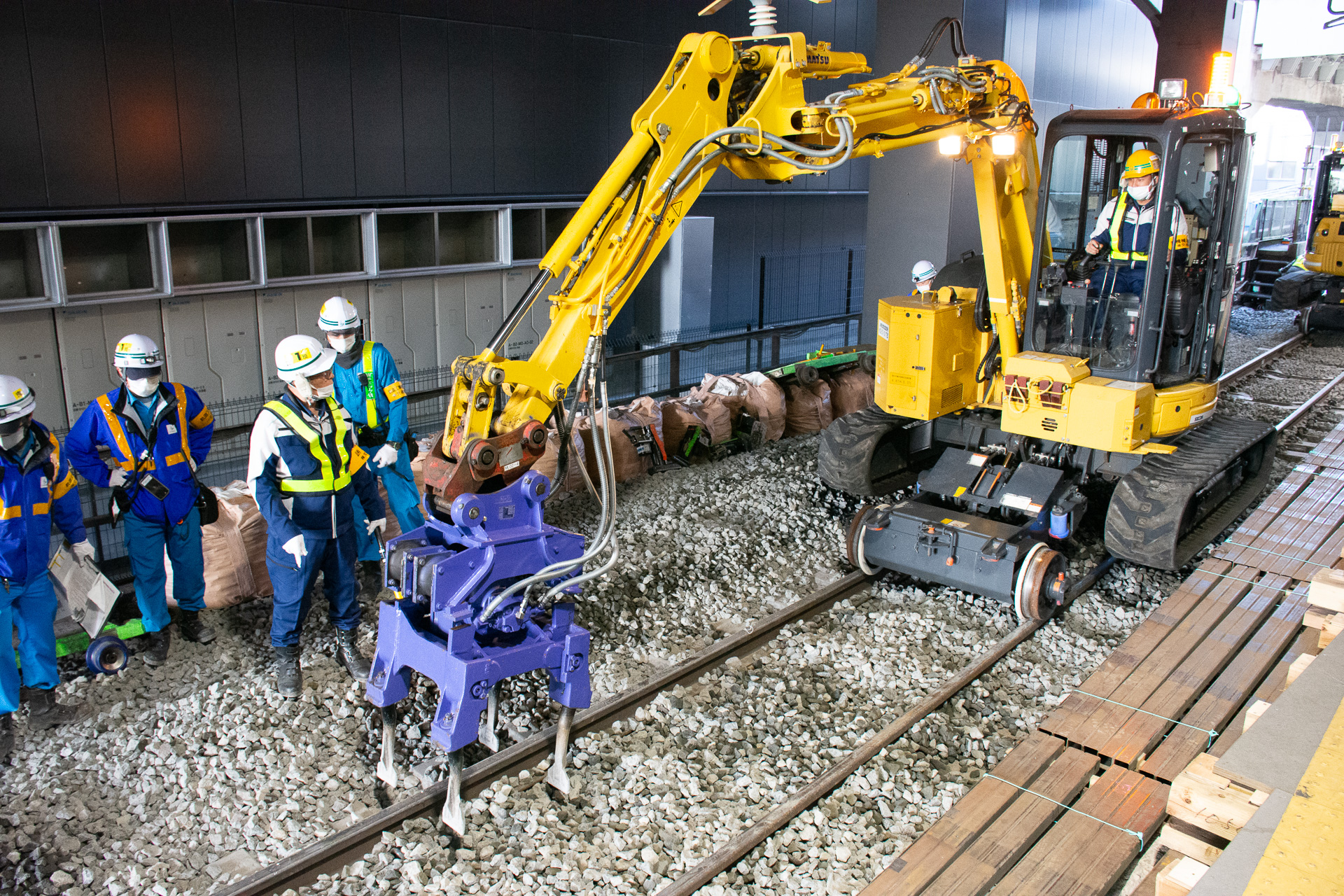 山手線ホーム（大崎方）から見た工事エリア