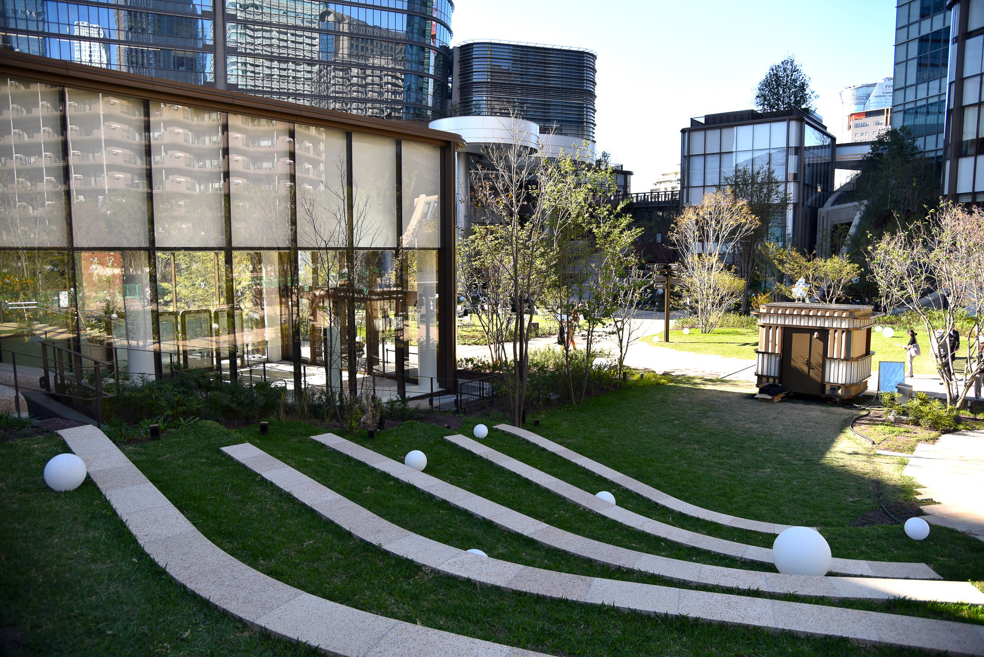 約7200坪もの緑がエリア全体に広がる