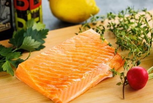 釧路町「フォレストサーモン」