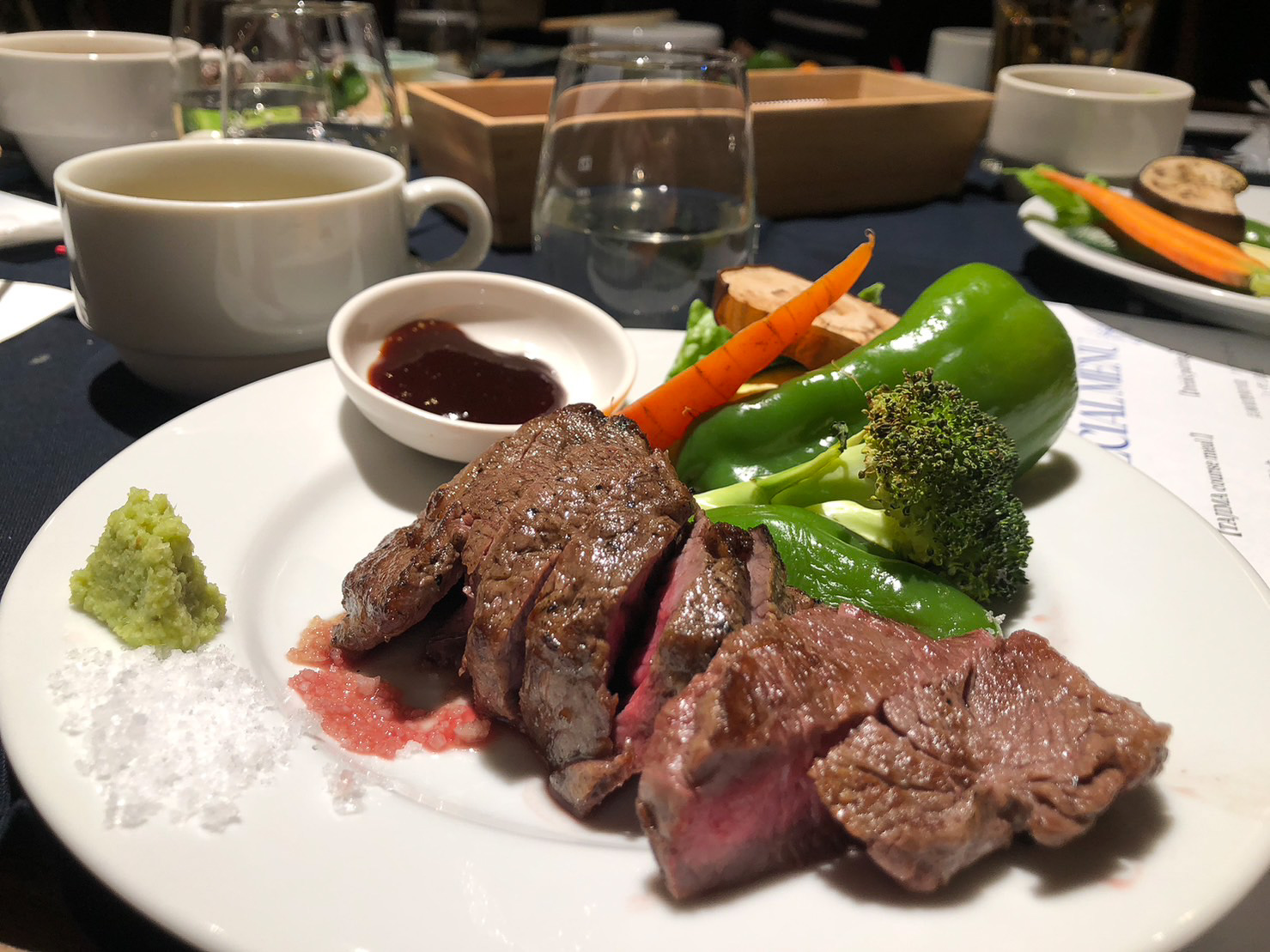 但馬牛のランプステーキと但馬の新鮮野菜