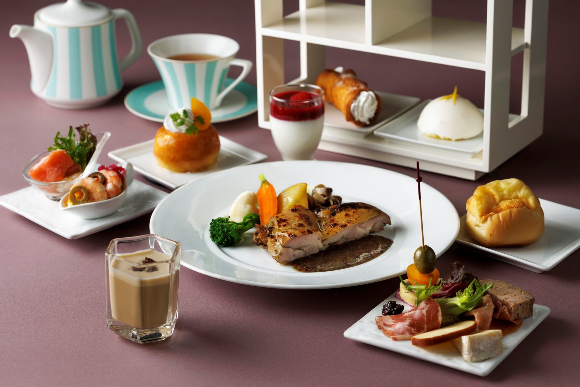 東京ステーションホテル、トワイライトハイティー