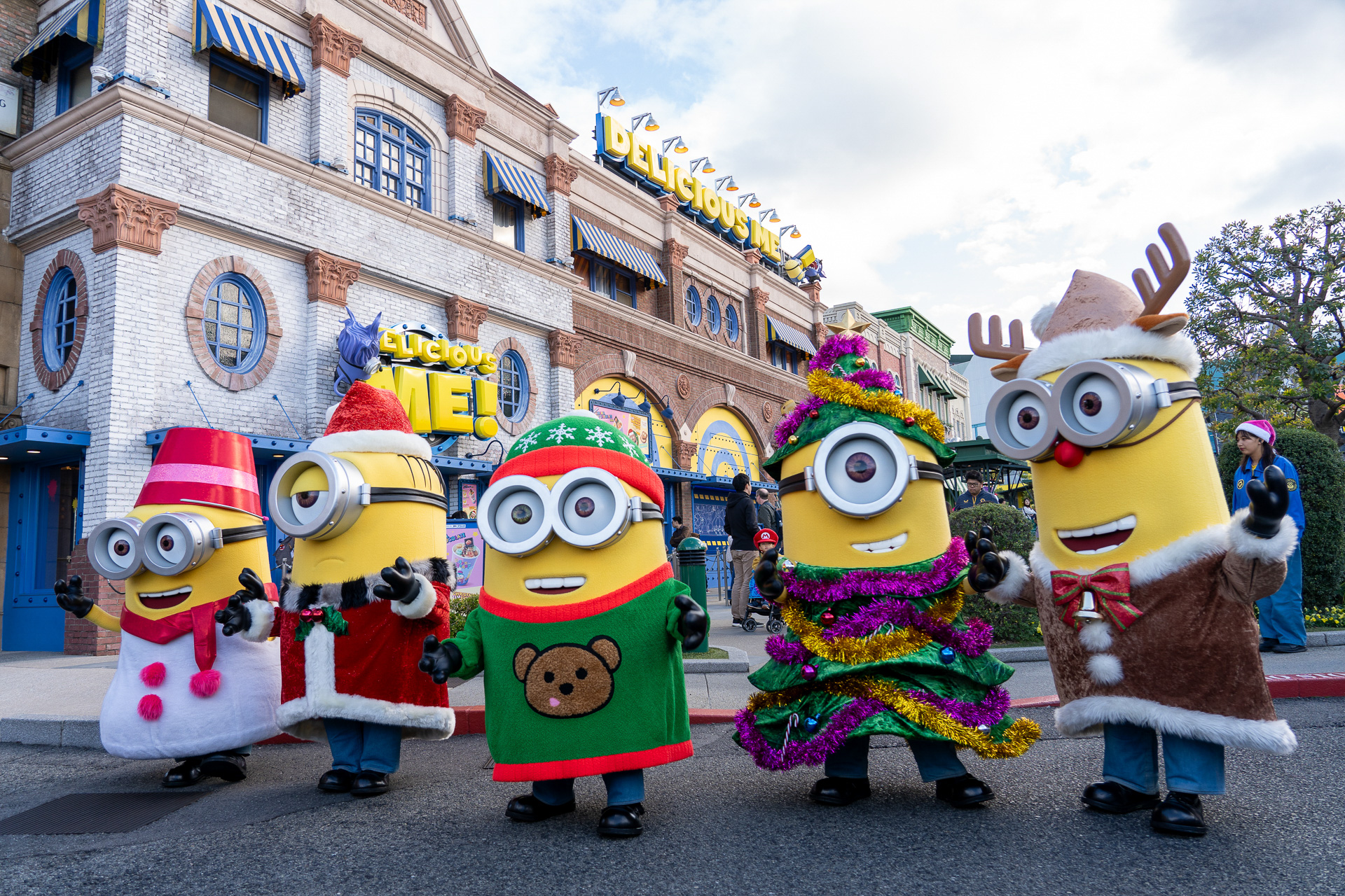 クリスマス衣装が超イケてるミニオン