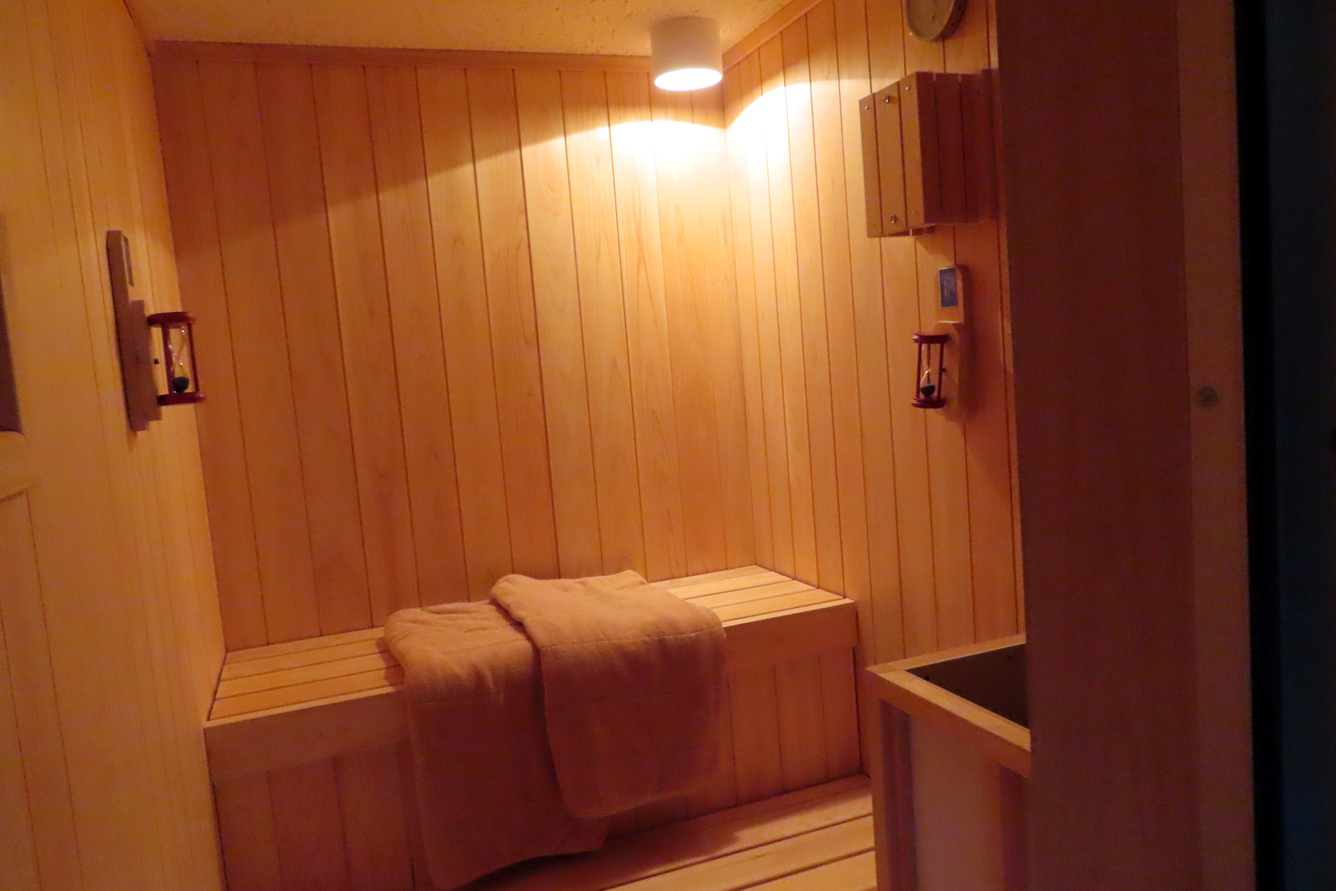 D棟（D01）のサウナ