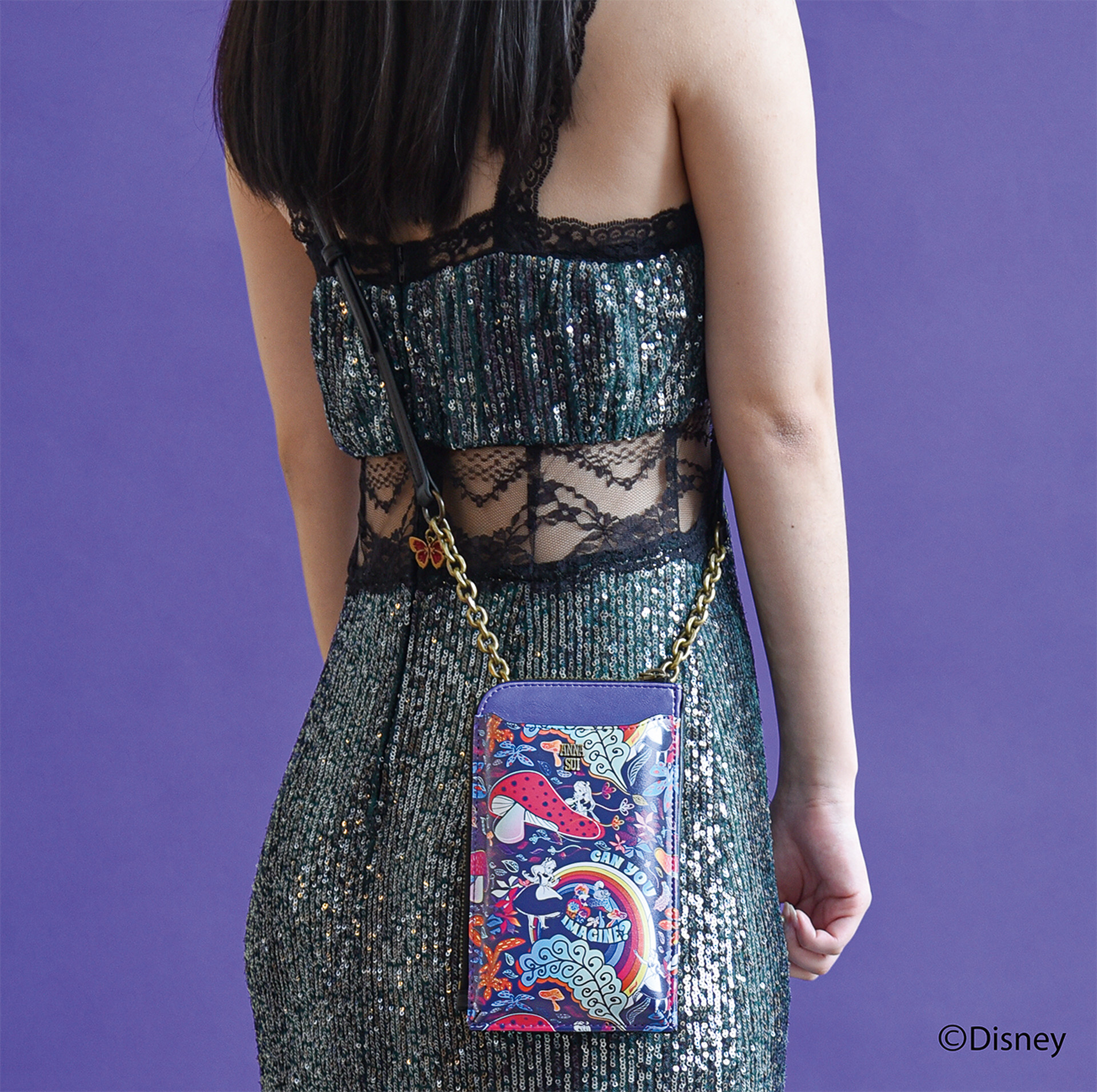 「スマホショルダー」（1万6500円）