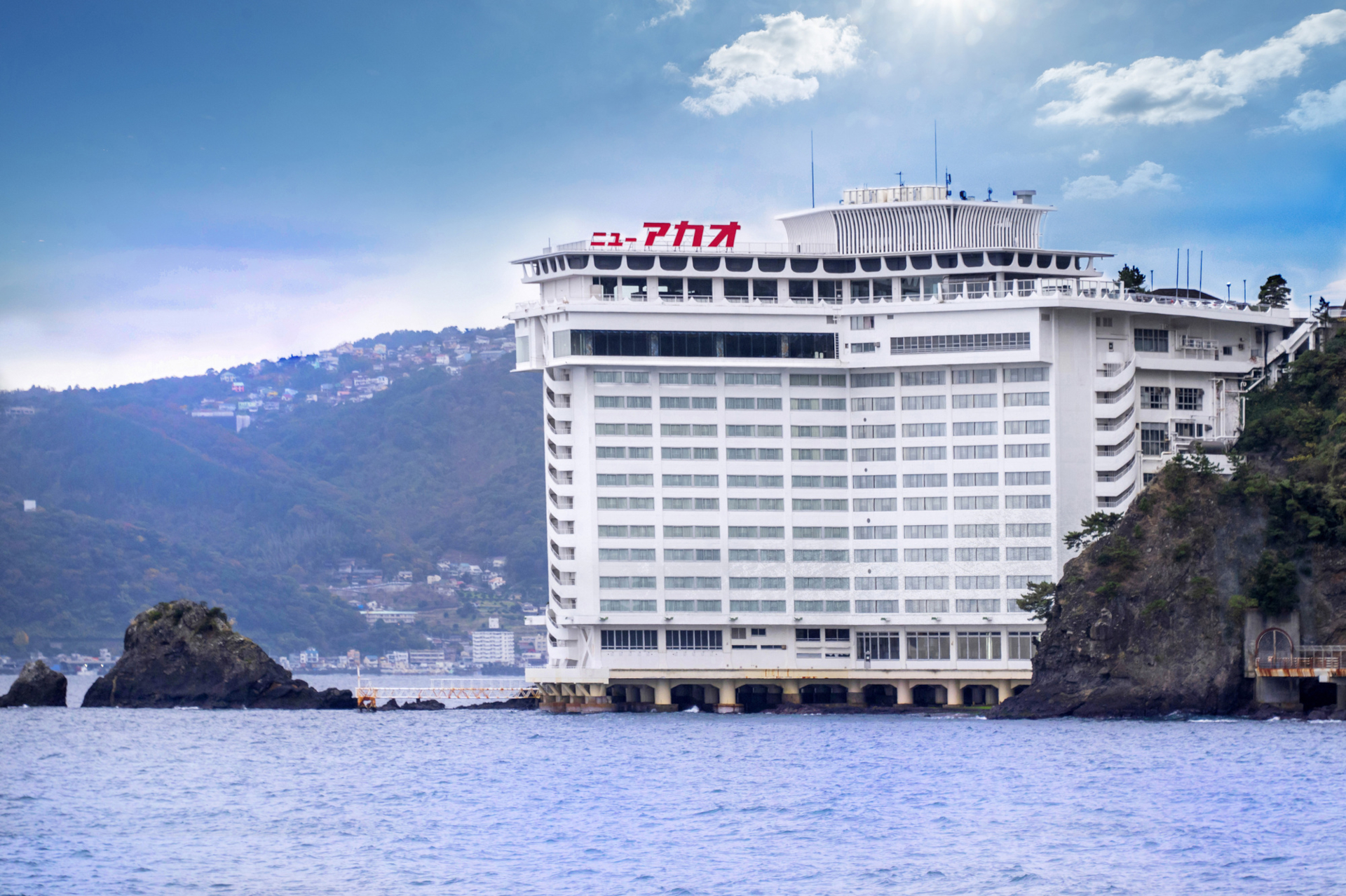 ホテルニューアカオ外観