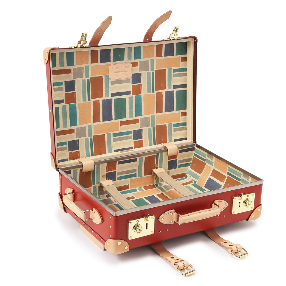 グローブ・トロッター×東京ステーションホテル、コラボコレクションを