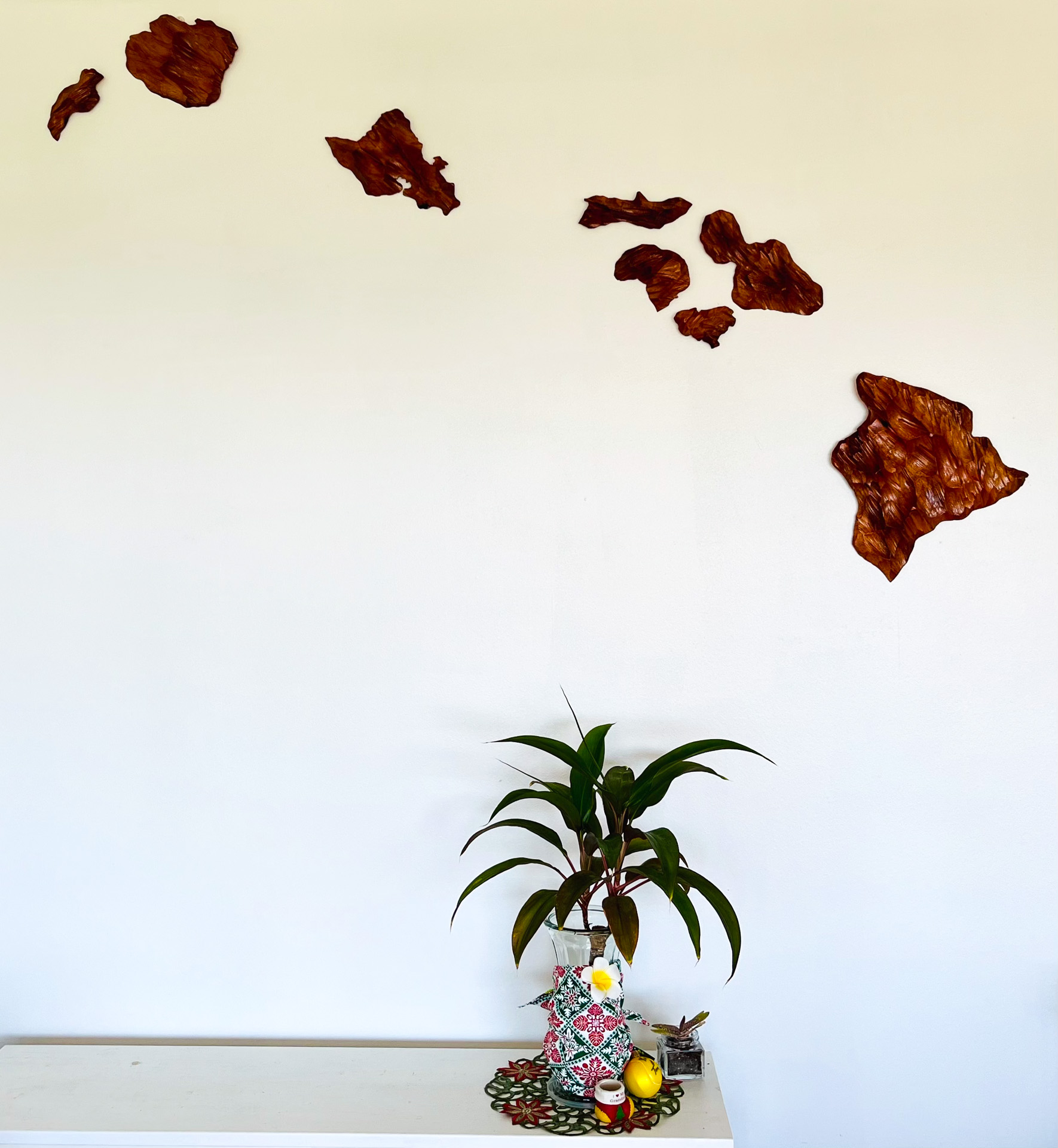 8島それぞれの山々などの地形も立体的に造られている