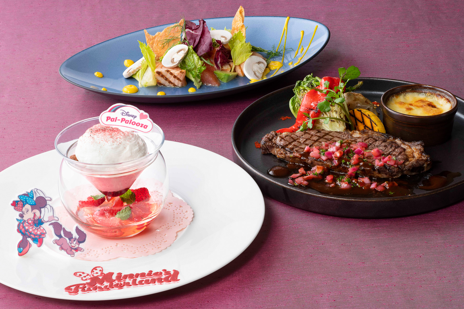 「エンパイア・グリル」の「ディズニー・パルパルーザ“ミニーのファンダーランド”エンパイア・グリル・ディナー」（1万3300円）