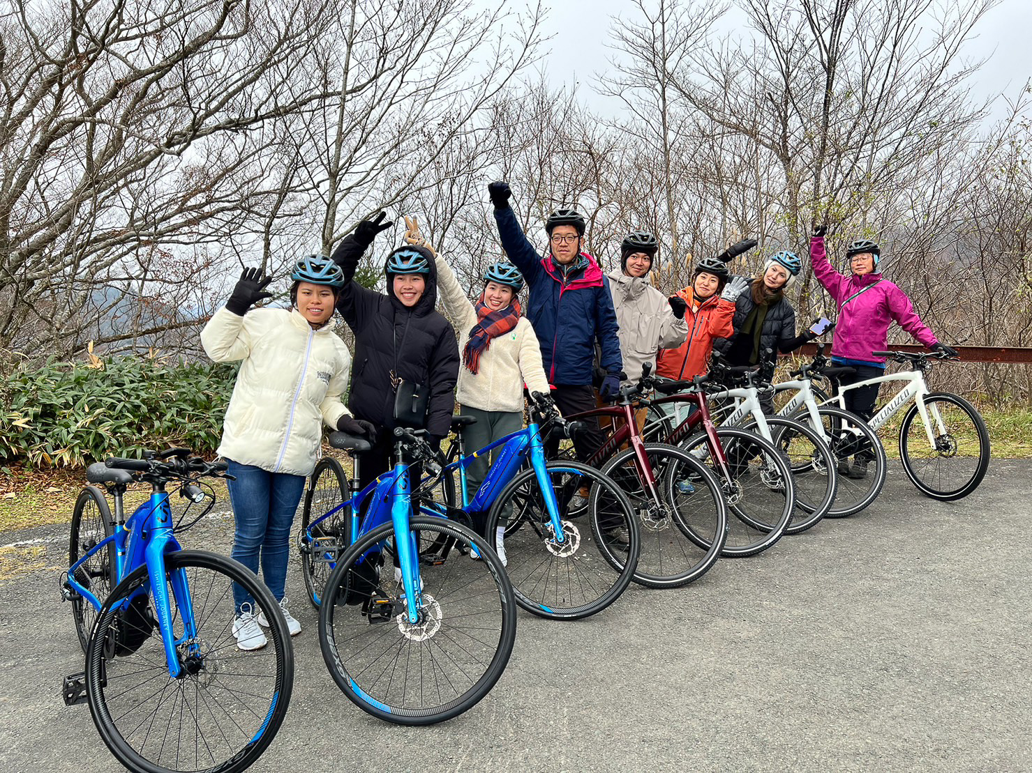 UFOラインのe-bikeサイクリング。標高1300～1700mの天空の道を走り抜けます