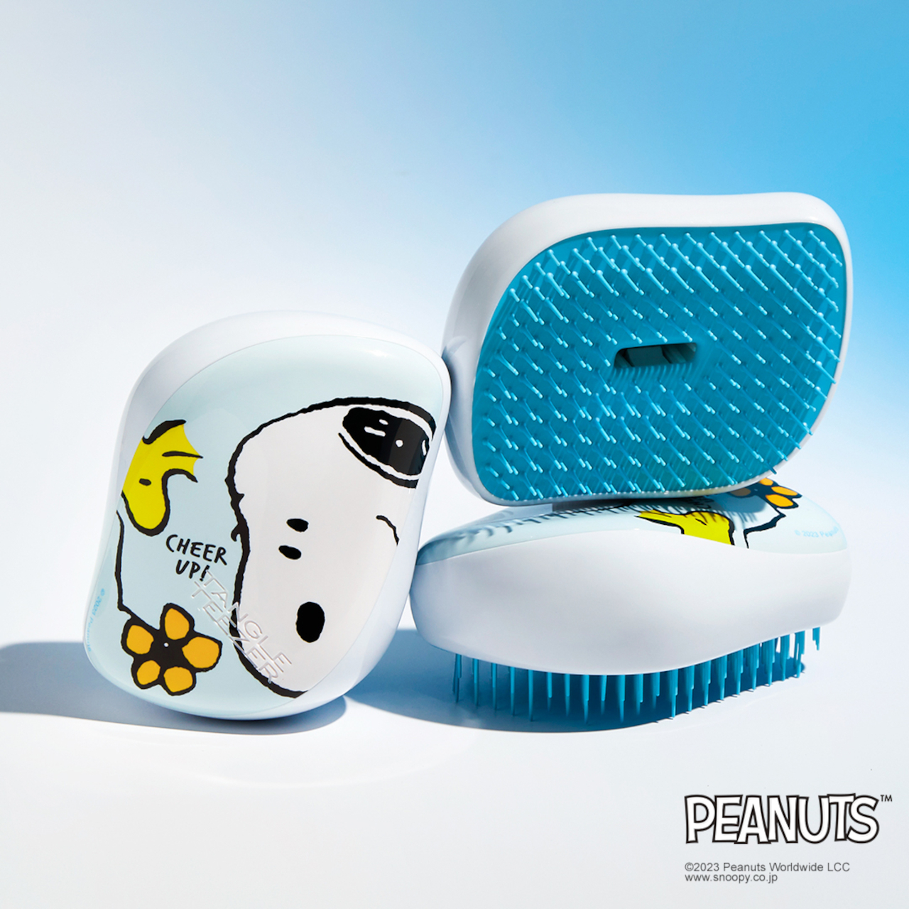 スヌーピーとウッドストックの笑顔がハッピーな「コンパクトスタイラー スヌーピー／チアーアップ」