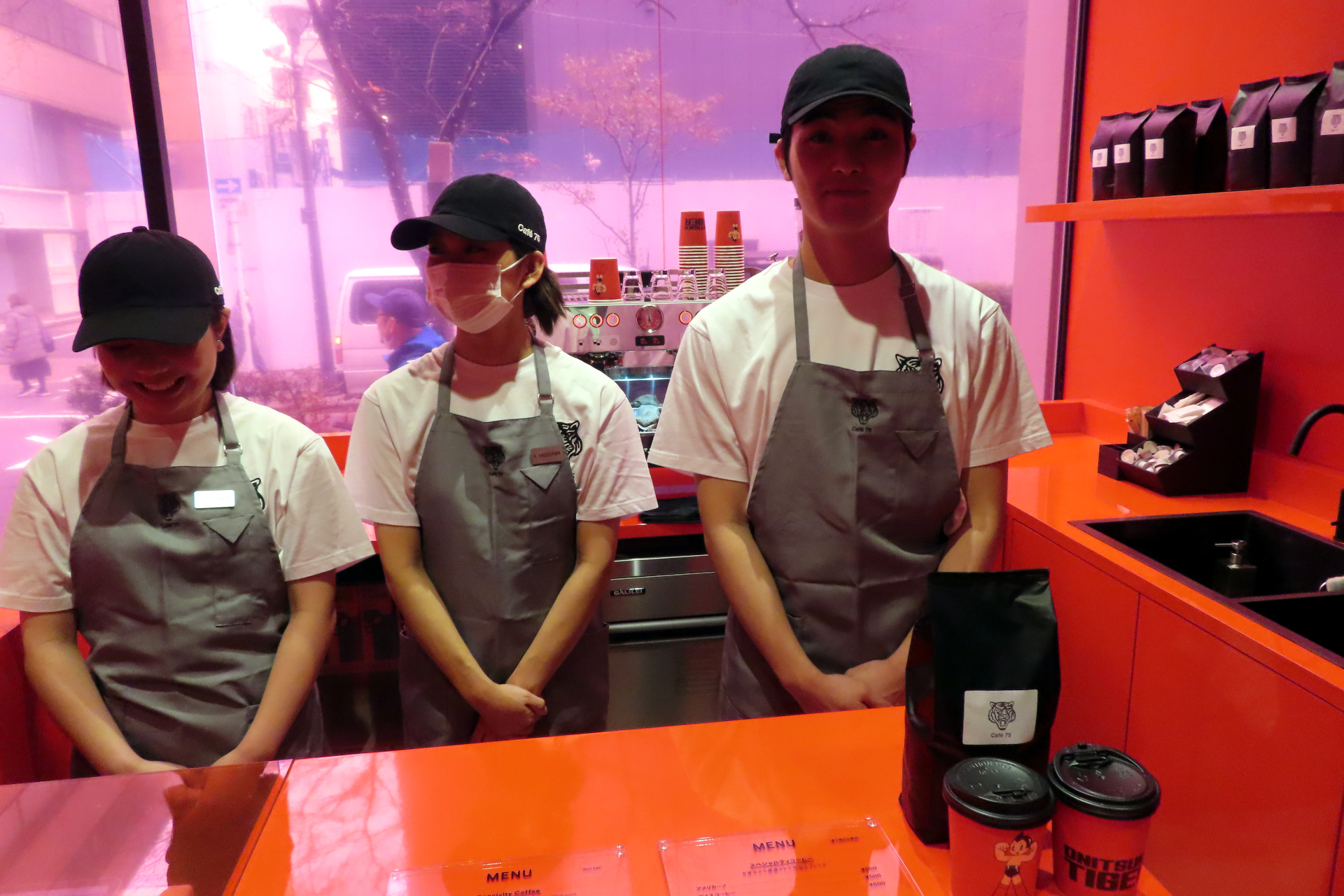 入口の脇にはカフェスタンド