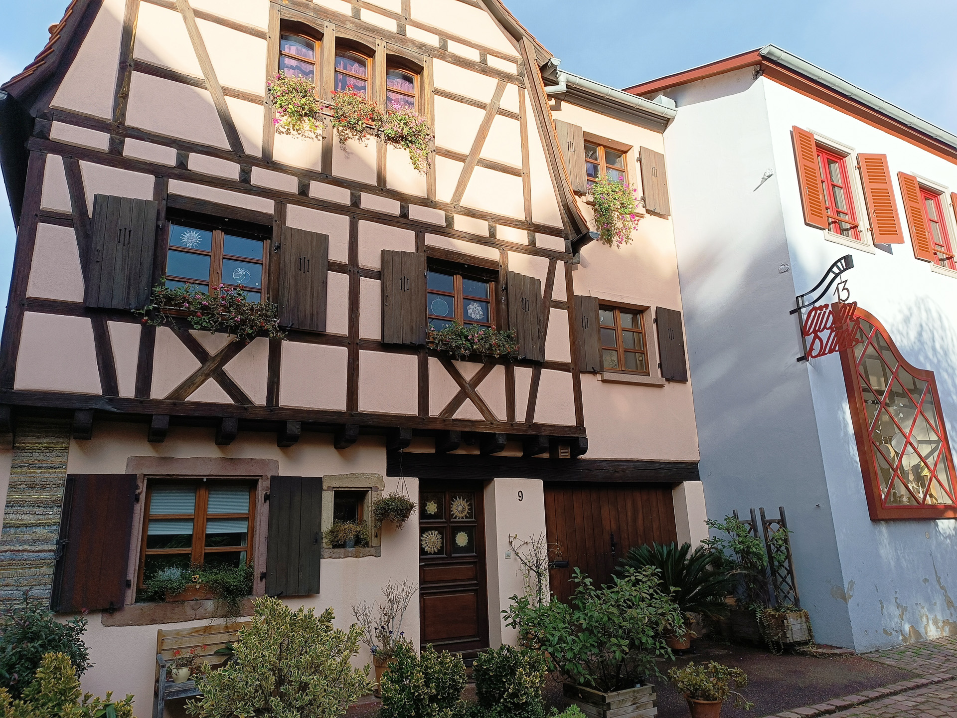 コルマールの町並みとマルシェ