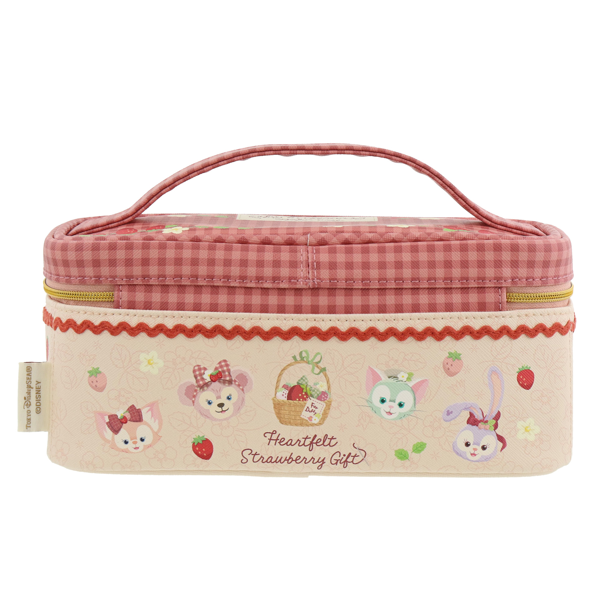 メイク道具やお裁縫アイテムまでたっぷり収納できます