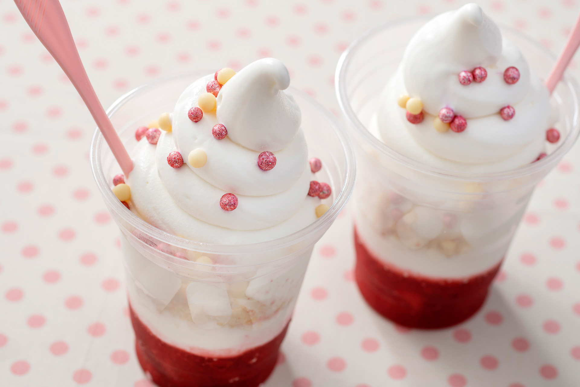 「スペシャルサンデー（ストロベリー＆チーズホイップ）」（780円）