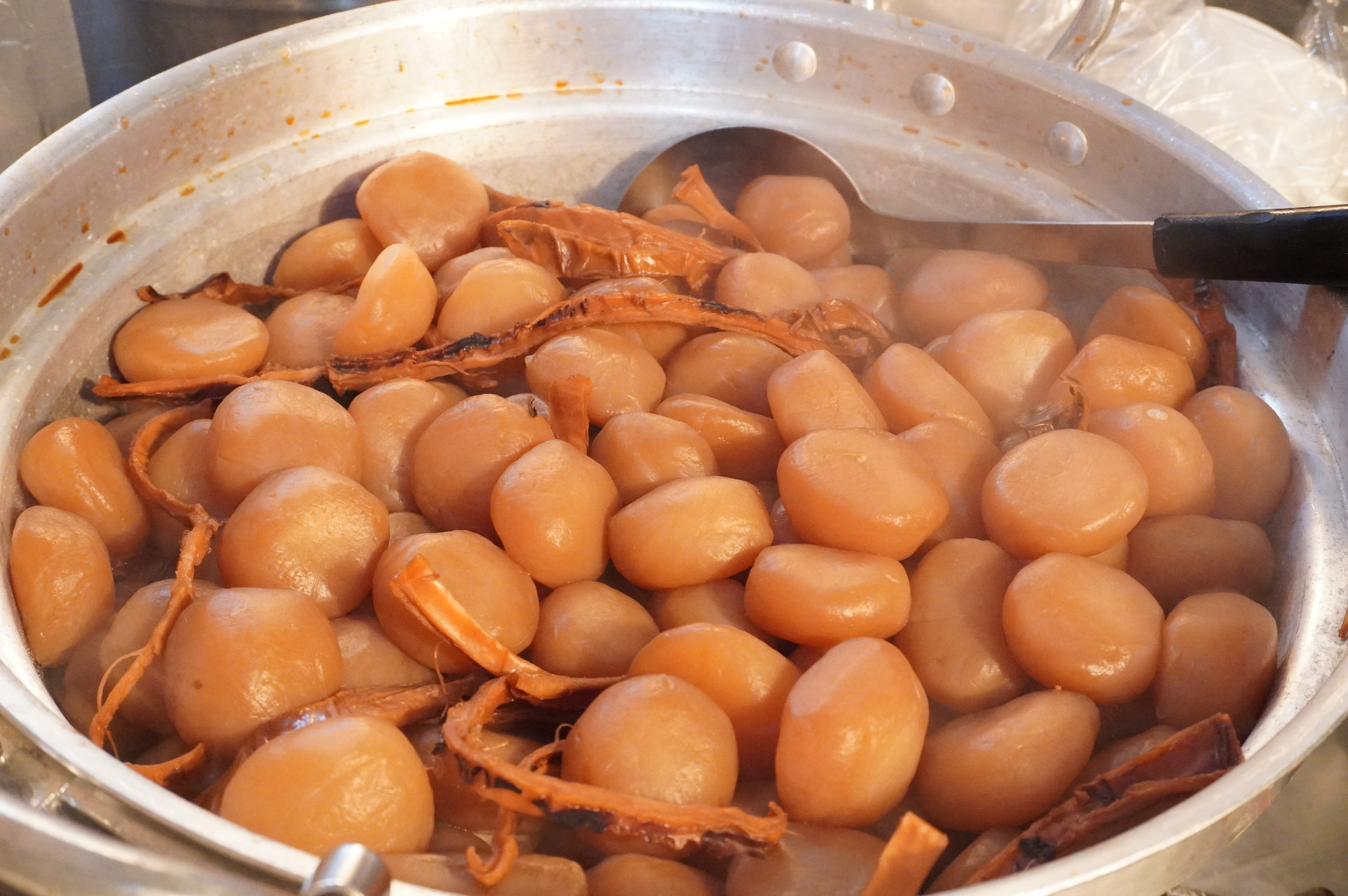この日の一例、山形風 玉こんにゃく煮
