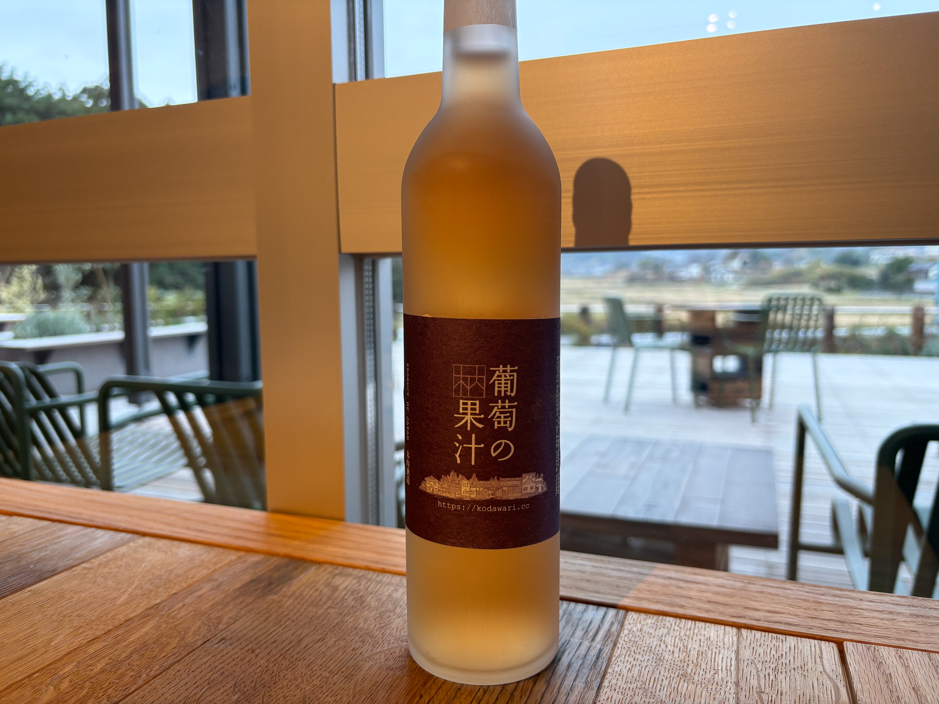 お酒の飲めない方にはぶどうジュースのプレゼント