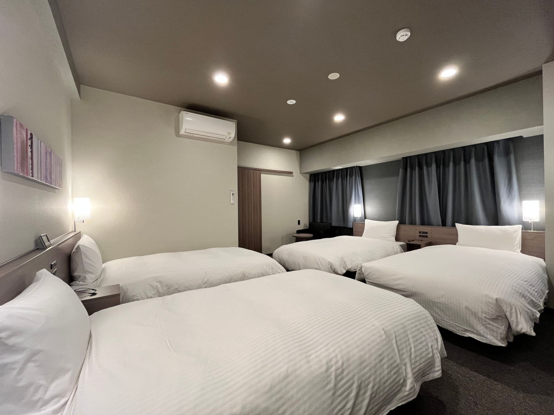 デラックスルーム（ベッドルーム）