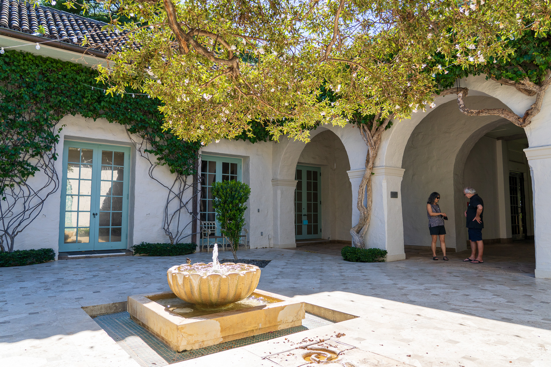 こちらは映えることで大人気だという地中海式庭園