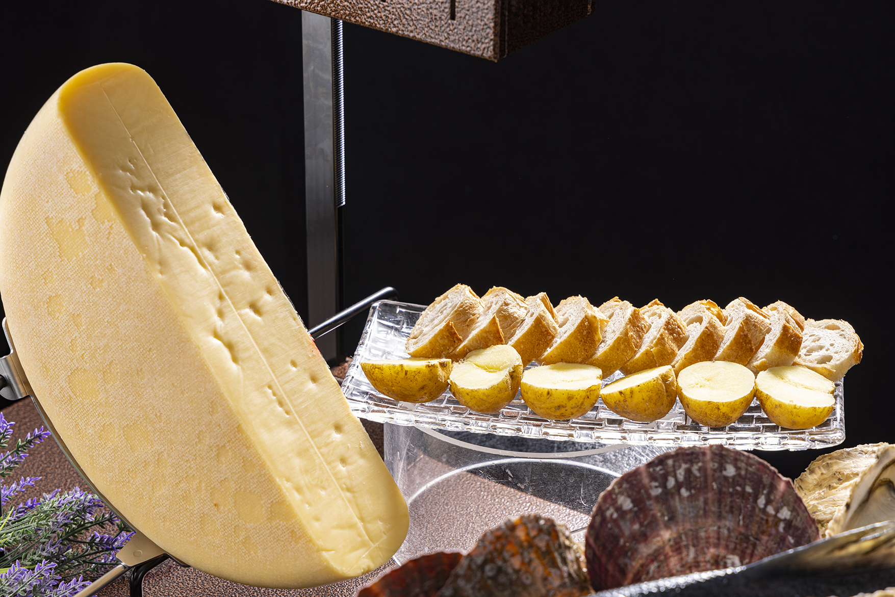 ラクレットチーズ（週末限定）