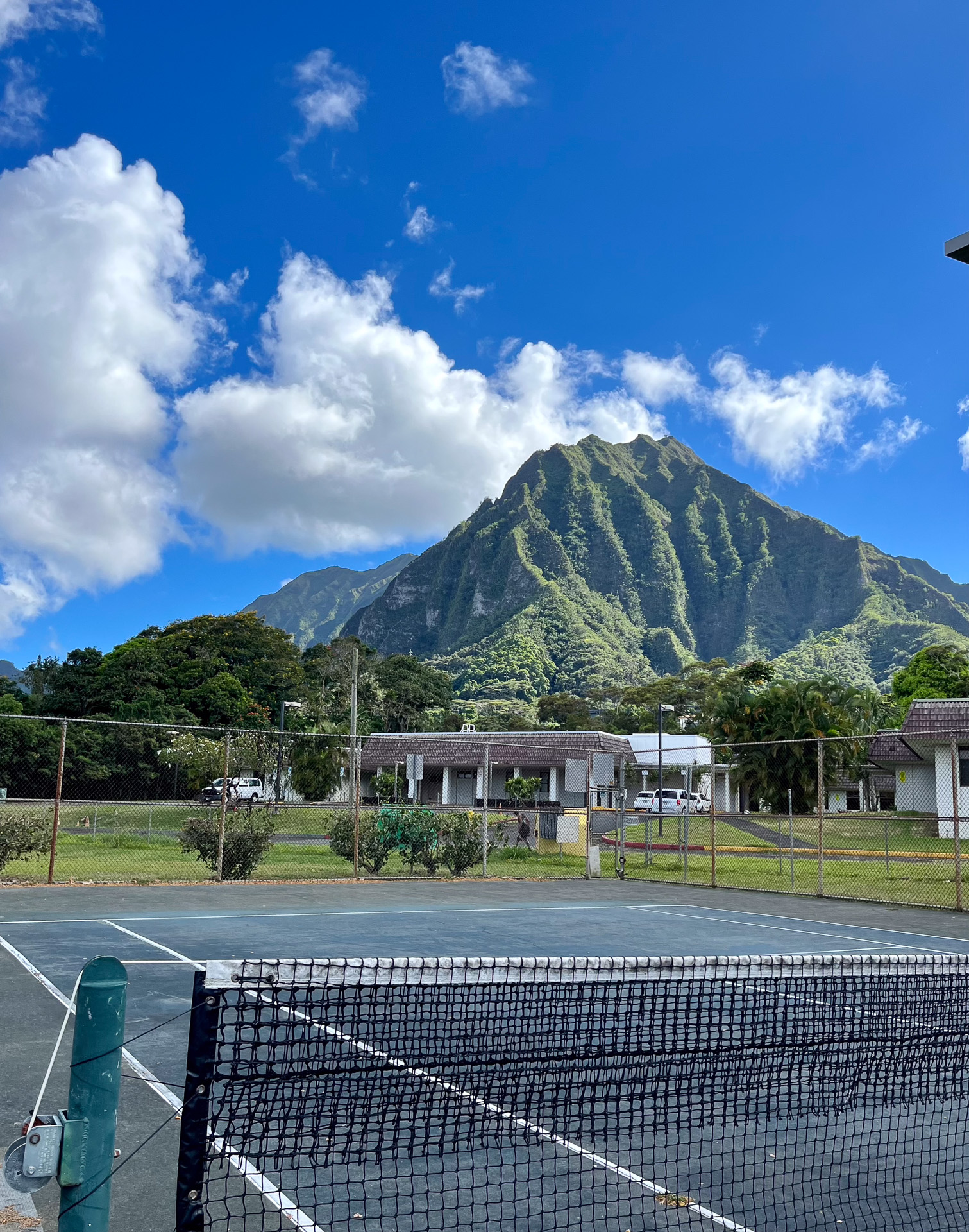 ワイキキよりも気温が低く、暮らしやすい街カネオヘ