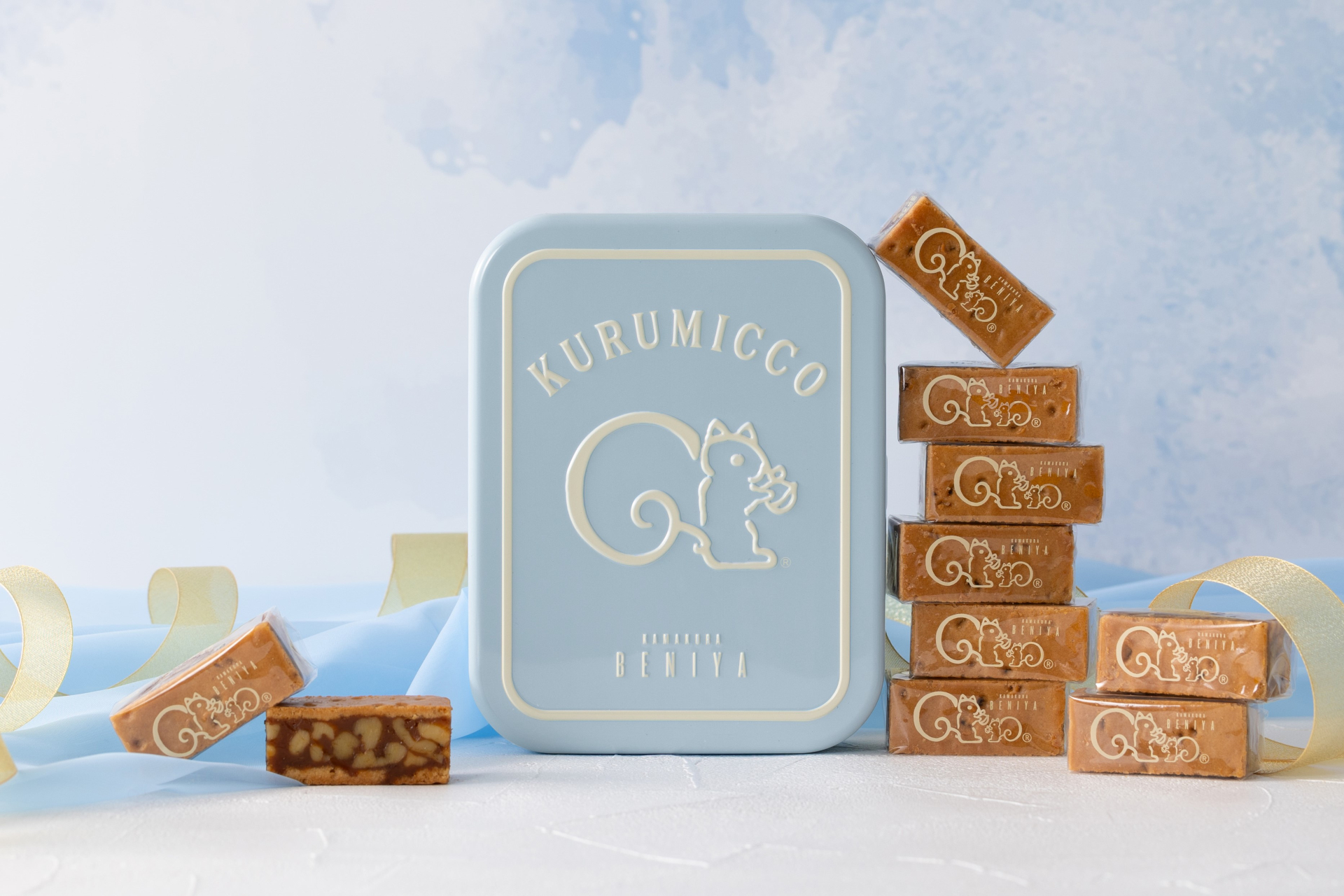 クルミッ子10個入（缶）ペールブルー