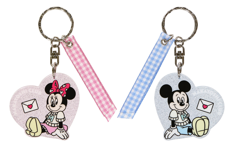 東京ディズニーリゾート、仲よしなミキミニのレトロデザインアイテムを