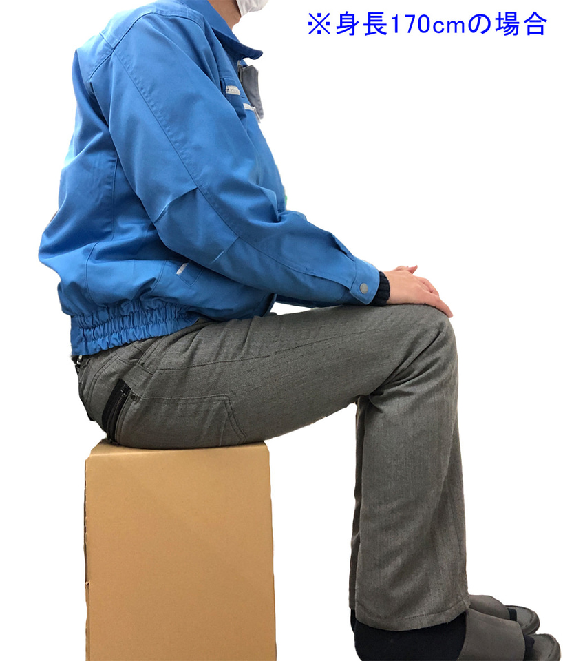 だんぼーる本舗、軽量で簡単に組立できる段ボール製のテーブルとイスを