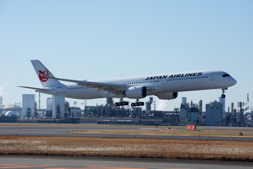 JALの新型機A350-1000、2号機が羽田にやってきた！ - トラベル Watch