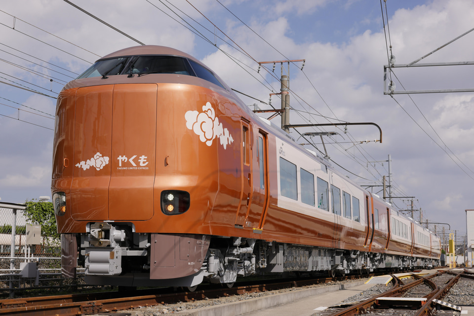 JR西日本、急行「鷲羽」リバイバルツアーや特急「やくも」新車両見学