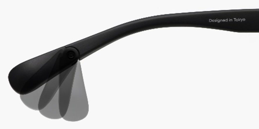 新モデルFINEはメガネとして自然な見た目を追求。太く立体的なフロントデザインでフードが目立ちにくく、簡単にフィット感を調整できるQuick Fit機構を搭載